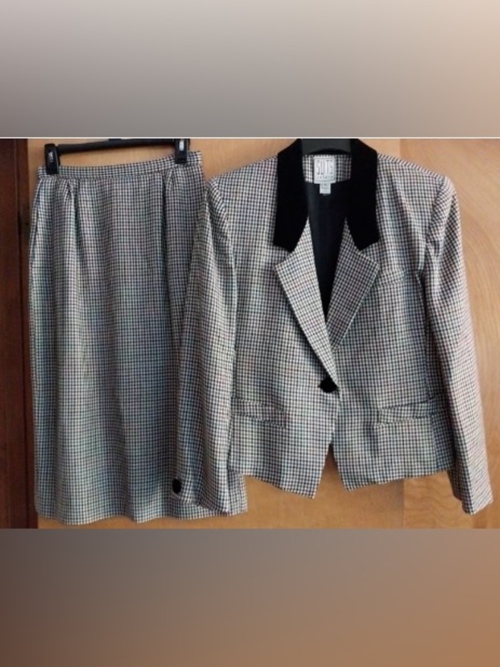 Ladies Black & White Houndstooth Skirt Suit